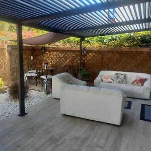 https://bonita-casa-adosada-en-esquina.es-andalucia.com